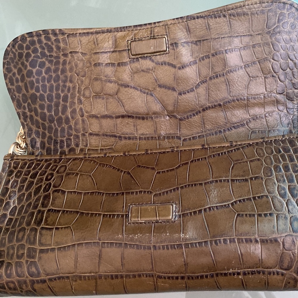ANN Taylor Leather Baguette Top Handle Bag with Gold Chain Strap - Picture 12 of 12